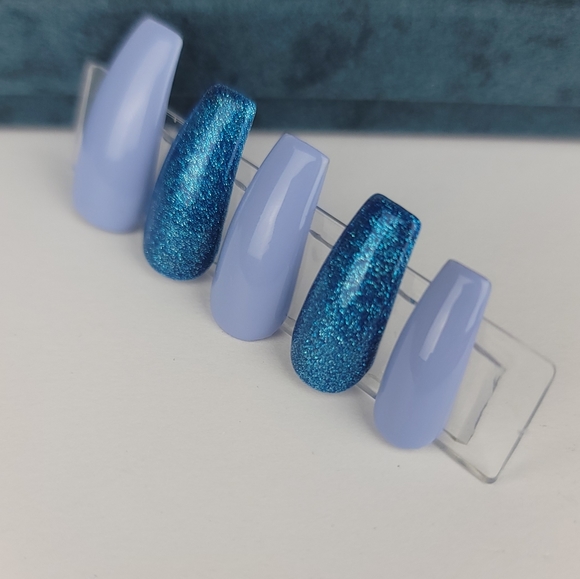 Glamour Nails (Press-on Nails) - Picture 4 of 5